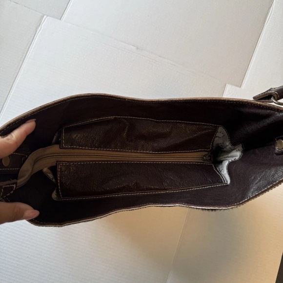 Myra Western Cowhide Hand Tooled Leather Bag Brown and Black Shoulder Bag - Picture 8 of 10